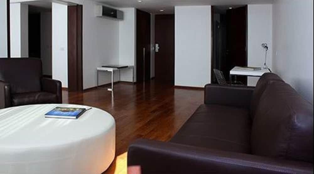 San Isidro Plaza Hotel Buitenkant foto