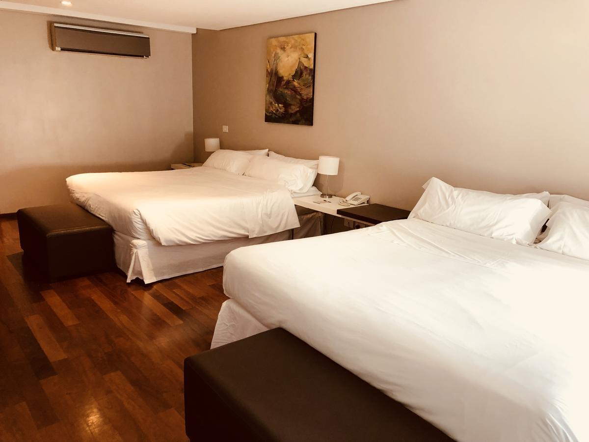 San Isidro Plaza Hotel Buitenkant foto