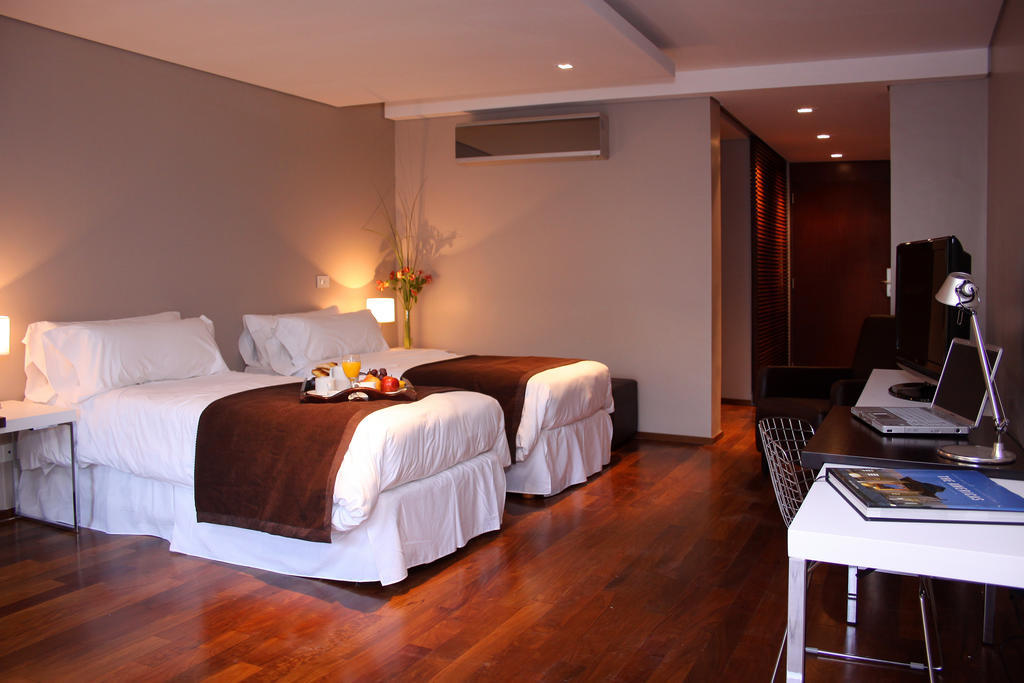 San Isidro Plaza Hotel Buitenkant foto